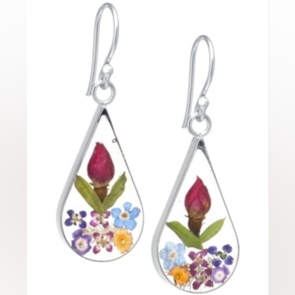 Macy's Medium Teardrop Dried Flower Earrings in Sterling Silver NWT ✨️